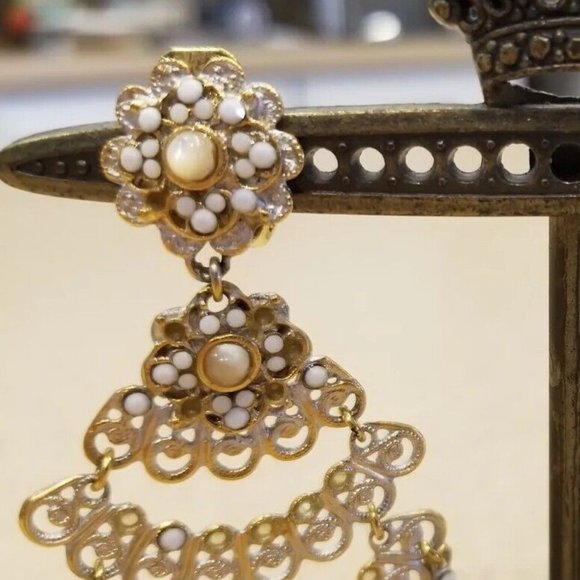 RARE VINTAGE JOSE & MARIA BARRERA WHITE STONE GOLD DROP CHANDELIER EARRINGS - Picture 5 of 10